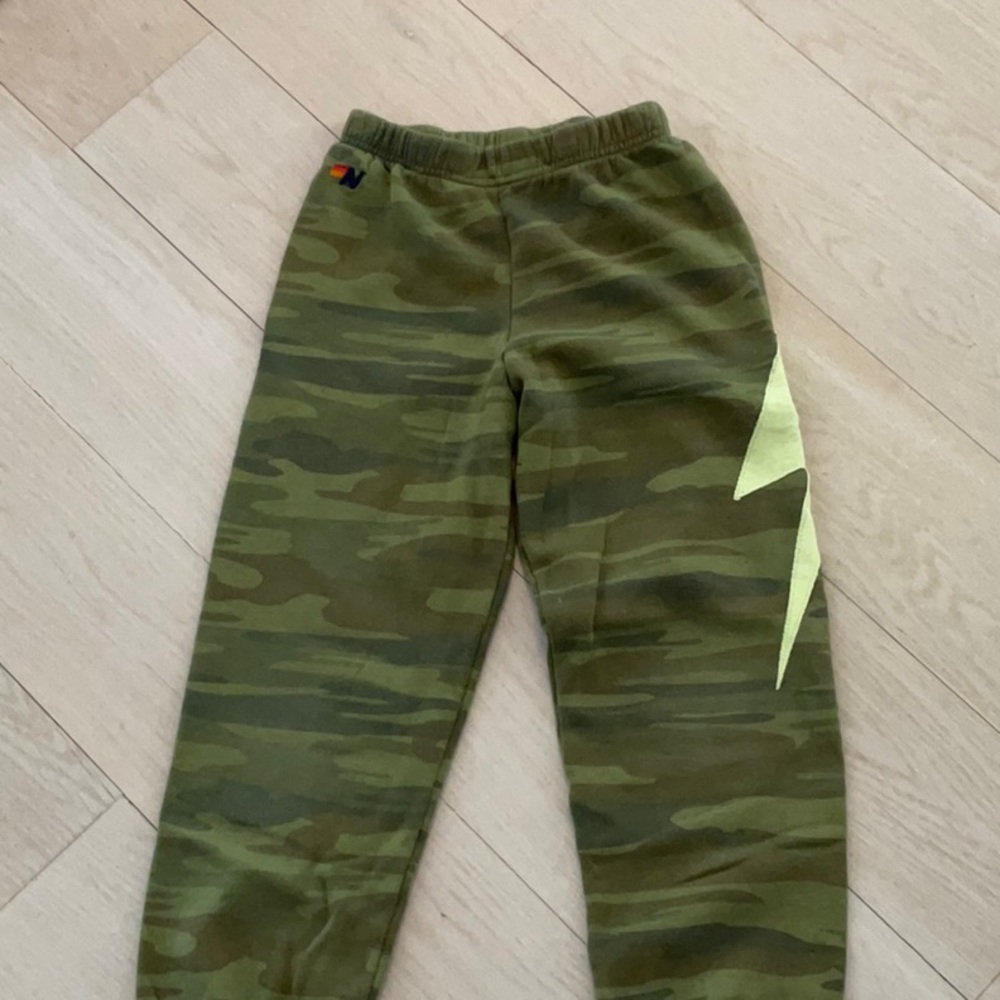 Aviator Nation Camo Joggers w Lightning Bolt  Size 12